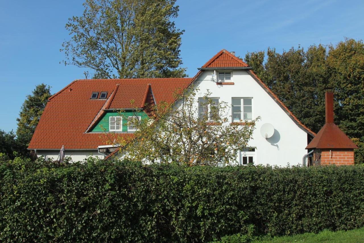 Landhaus Alt Reddevitz Hotel Middelhagen Exterior photo